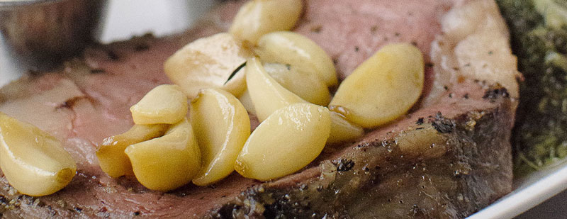 Prime Rib with Garlic